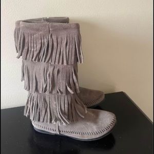 Fringe boots!!